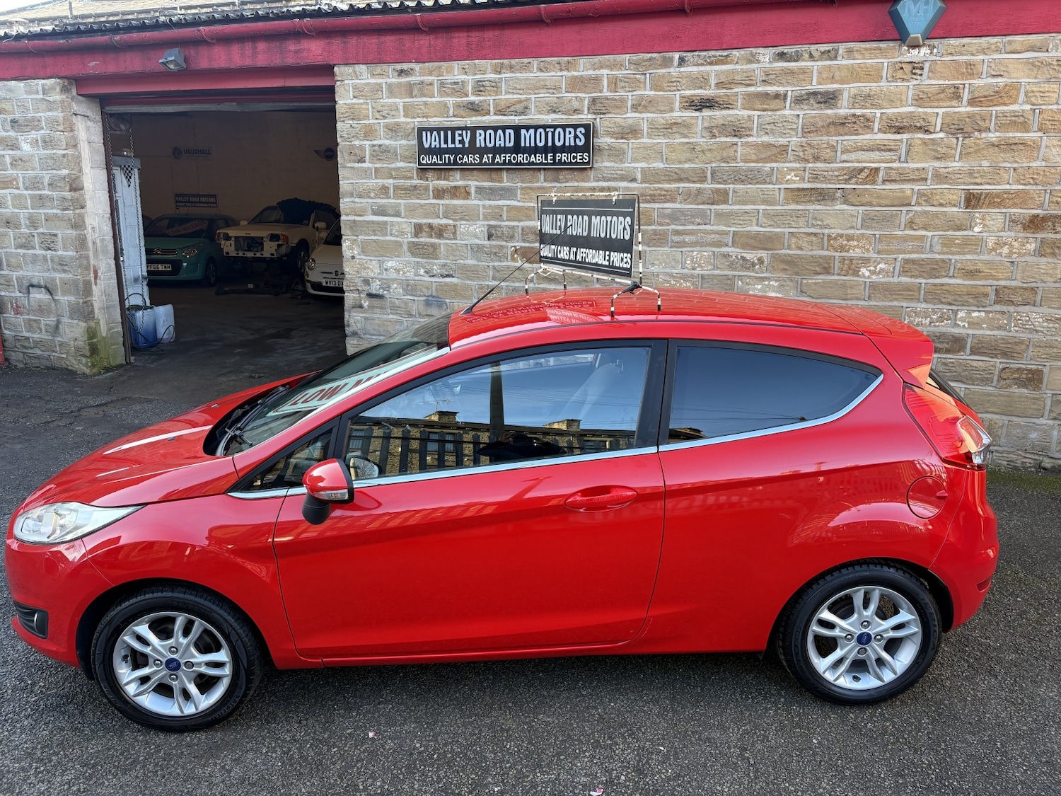 Used Ford Fiesta 2014 for sale - 77228220: Photo 5