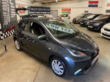2015 - 1.0 VVT-i X-Play 5dr