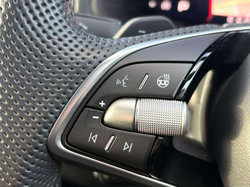 Used Skoda Karoq 2025 for sale - 77161120: Photo 36