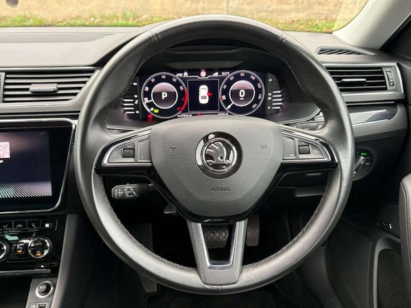 Used Skoda Superb 2019 for sale - 76131542: Photo 11