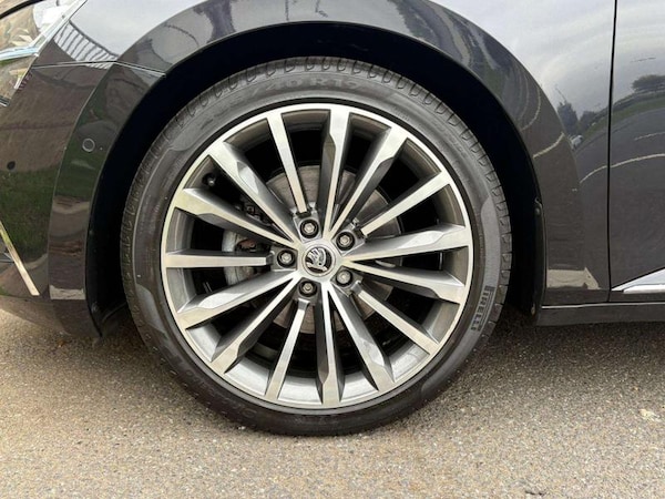 Used Skoda Superb 2019 for sale - 76131542: Photo 30