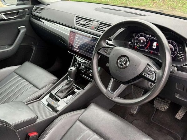 Used Skoda Superb 2019 for sale - 76131542: Photo 4