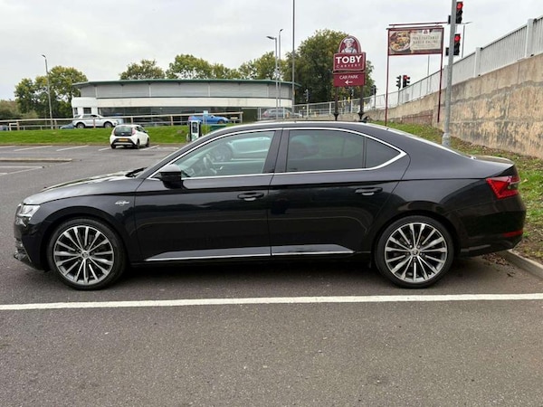 Used Skoda Superb 2019 for sale - 76131542: Photo 9
