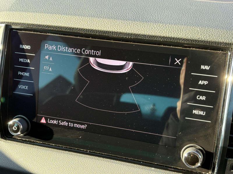 Used Skoda Karoq 2023 for sale - 76782356: Photo 16