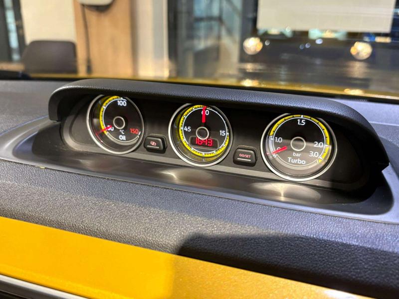 Used Volkswagen Beetle 2017 for sale - 77225785: Photo 18