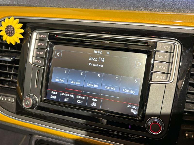 Used Volkswagen Beetle 2017 for sale - 77225785: Photo 20