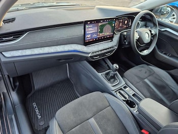 Used Skoda Octavia 2024 for sale - 76971990: Photo