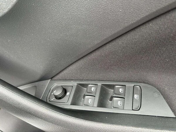 Used Skoda Kamiq 2023 for sale - 76261089: Photo 28