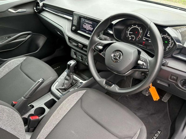 Used Skoda Fabia 2025 for sale - 76261046: Photo 2