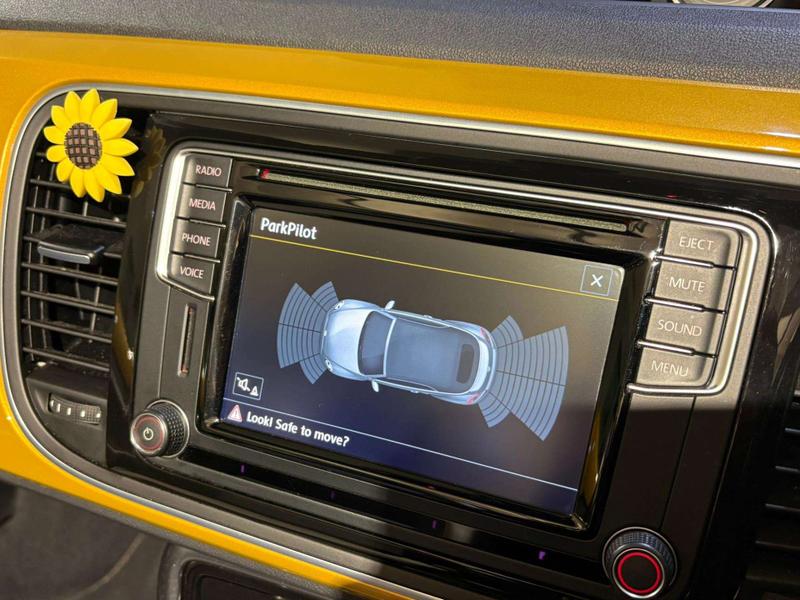 Used Volkswagen Beetle 2017 for sale - 77505661: Photo 21