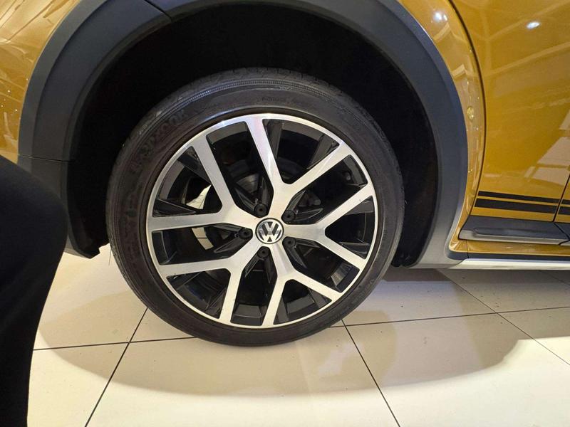 Used Volkswagen Beetle 2017 for sale - 77505661: Photo 26