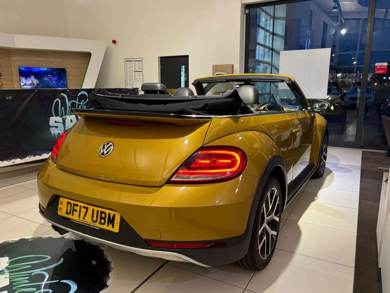 Used Volkswagen Beetle 2017 for sale - 77505661: Photo 8