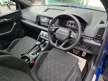 Used Skoda Karoq 2025 for sale - 76458518: Photo