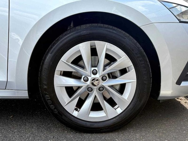 Used Skoda Octavia 2023 for sale - 76261100: Photo 24