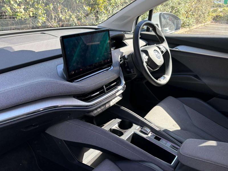 Used Skoda Enyaq 2025 for sale - 77619815: Photo 2