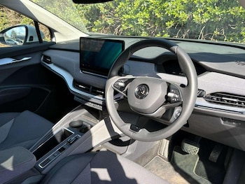 Used Skoda Enyaq 2025 for sale - 77619815: Photo