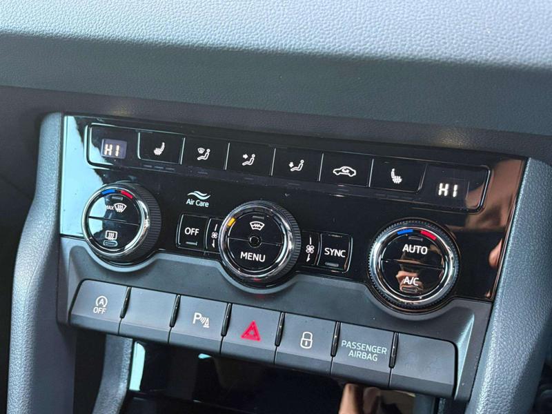 Used Skoda Karoq 2025 for sale - 76782359: Photo 12