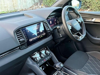 Used Skoda Karoq 2025 for sale - 76782359: Photo