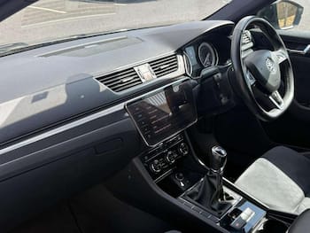 Used Skoda Superb 2017 for sale - 79630469: Photo