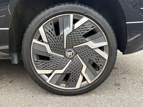 Used Skoda Karoq 2022 for sale - 76265961: Photo 6