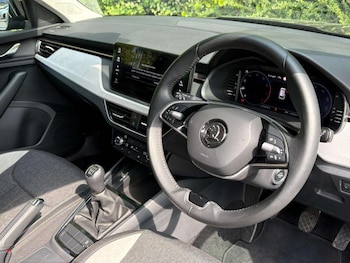 Used Skoda Kamiq 2024 for sale - 78556224: Photo