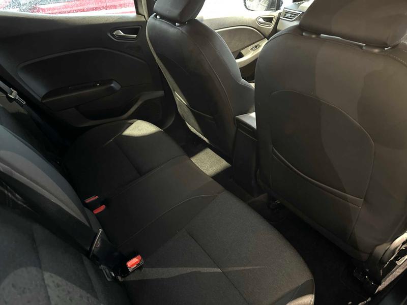 Used Renault Clio 2022 for sale - 77603292: Photo 11
