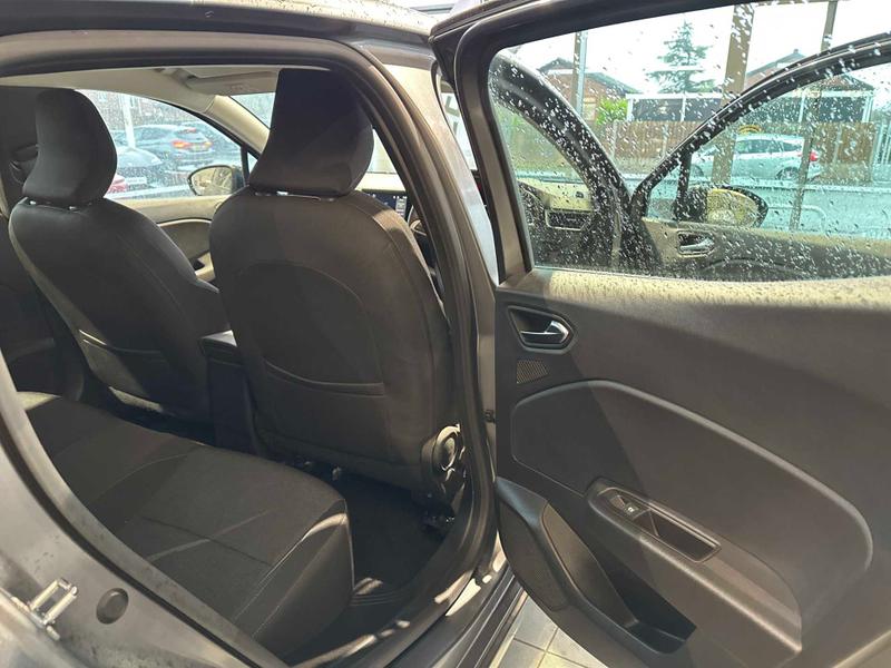 Used Renault Clio 2022 for sale - 77603292: Photo 12