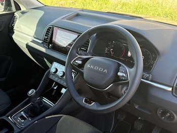 Used Skoda Karoq 2025 for sale - 78095121: Photo