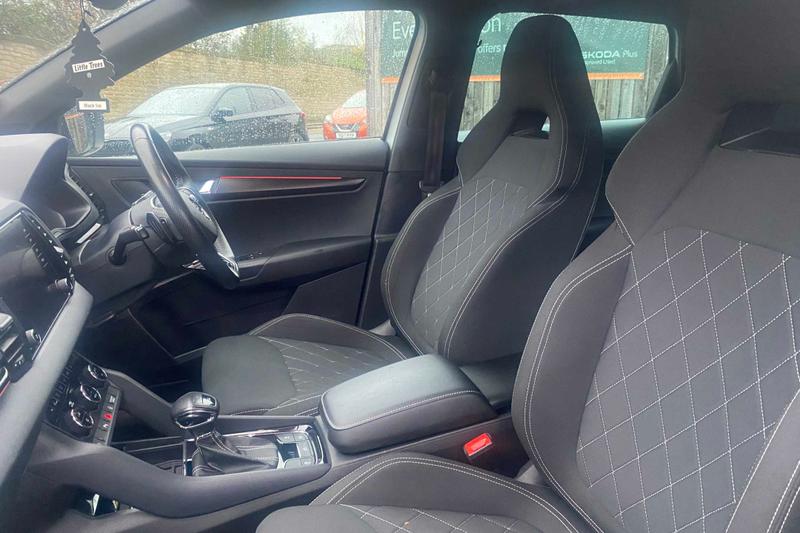 Used Skoda Karoq 2021 for sale - 77462488: Photo 2