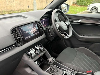 Used Skoda Karoq 2025 for sale - 76494546: Photo