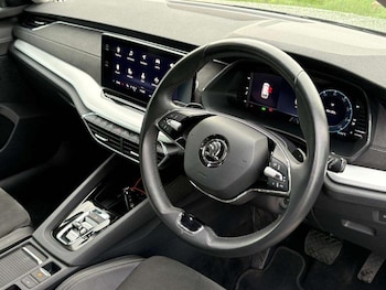 Used Skoda Octavia 2024 for sale - 76480484: Photo