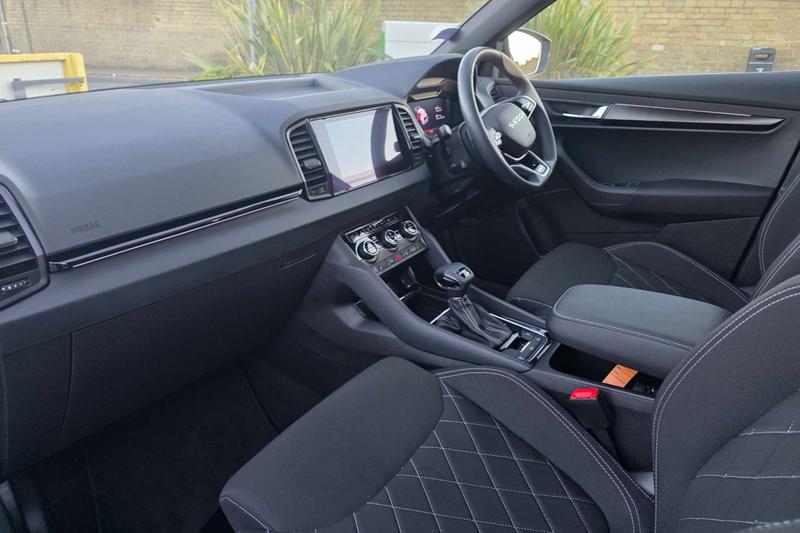 Used Skoda Karoq 2025 for sale - 77532758: Photo 2