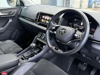 Used Skoda Karoq 2024 for sale - 77665766: Photo