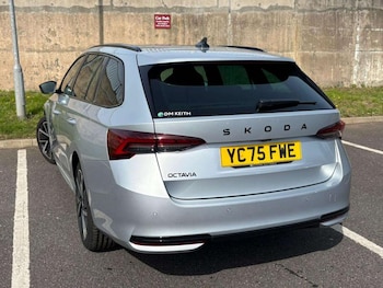 Used Skoda Octavia 2025 for sale - 78350780: Photo