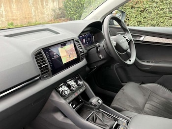 Used Skoda Karoq 2025 for sale - 76261075: Photo