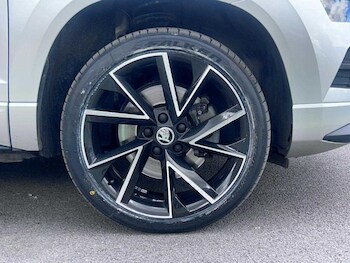 Used Skoda Karoq 2021 for sale - 75627486: Photo