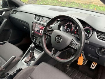 Used Skoda Octavia 2019 for sale - 76494475: Photo