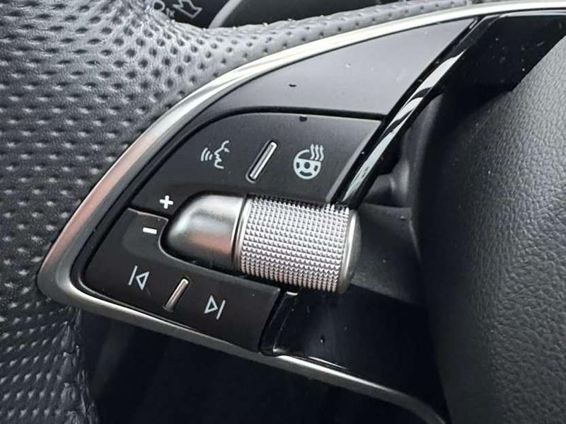 Used Skoda Karoq 2025 for sale - 77204959: Photo 12