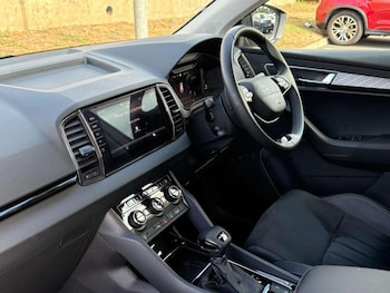 Used Skoda Karoq 2025 for sale - 79421329: Photo