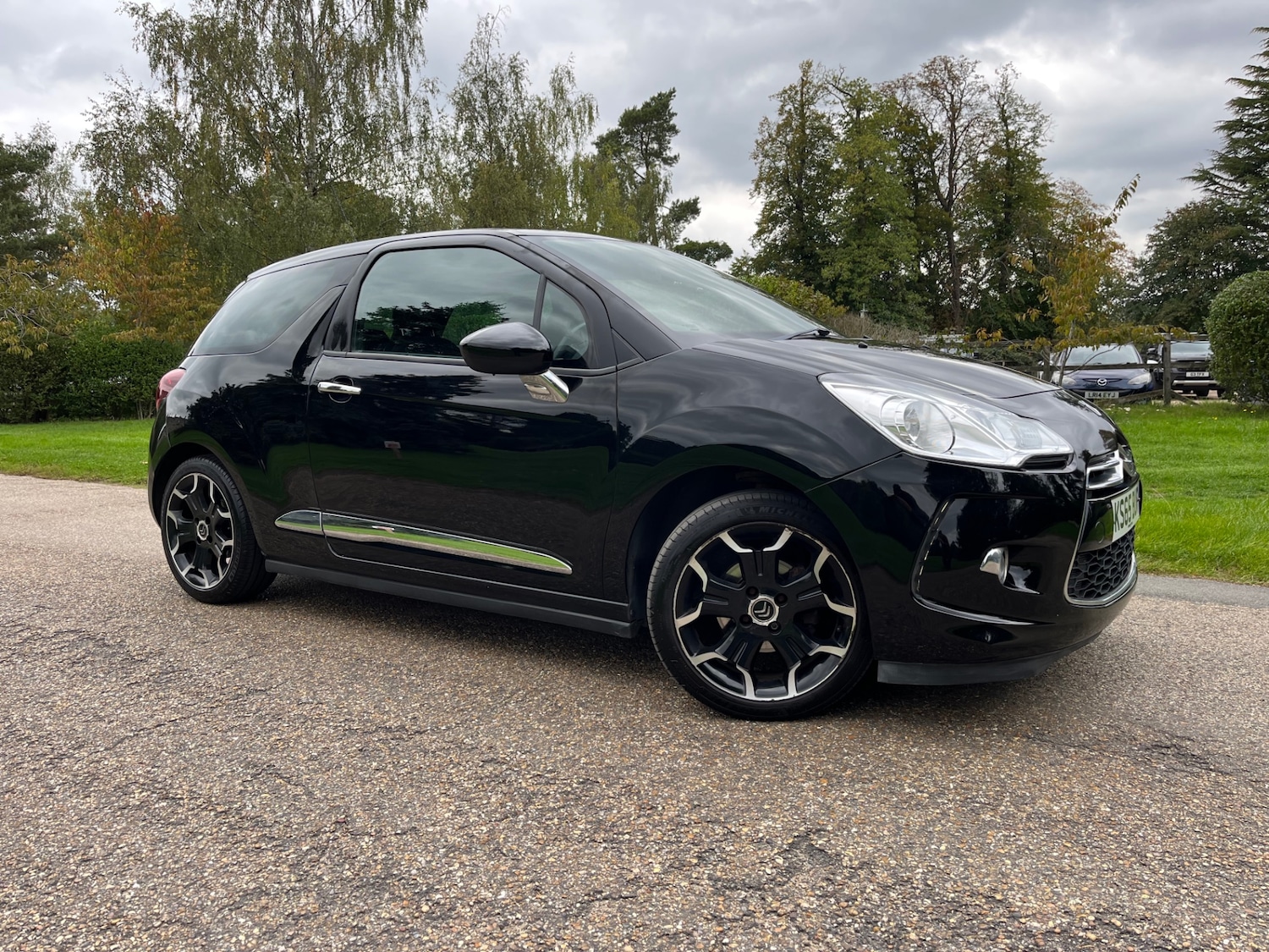 Used DS Automobiles DS 3 2015 for sale - 76077993: Photo 2