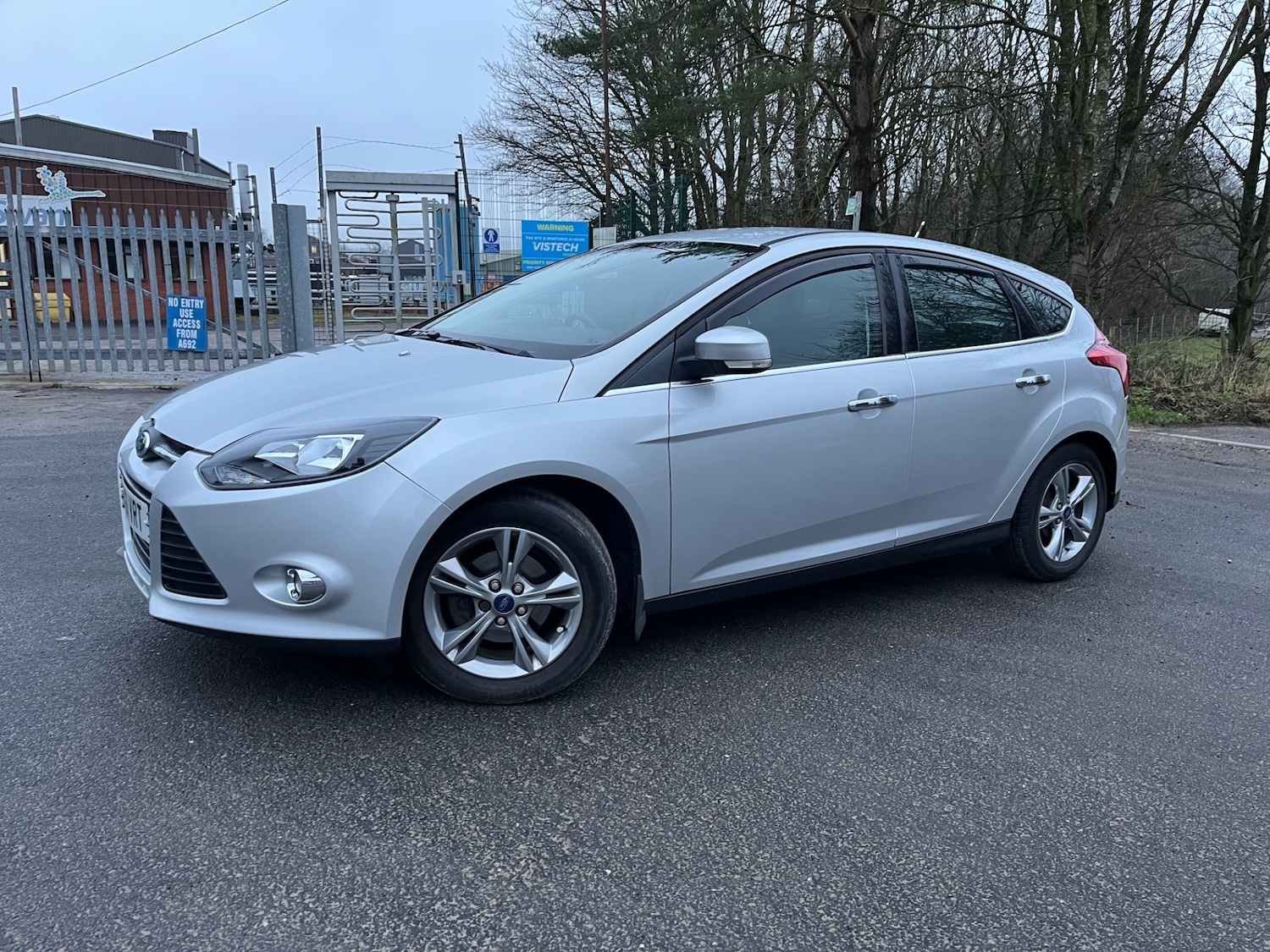 Used Ford Focus 2011 for sale - 76835001: Photo 10