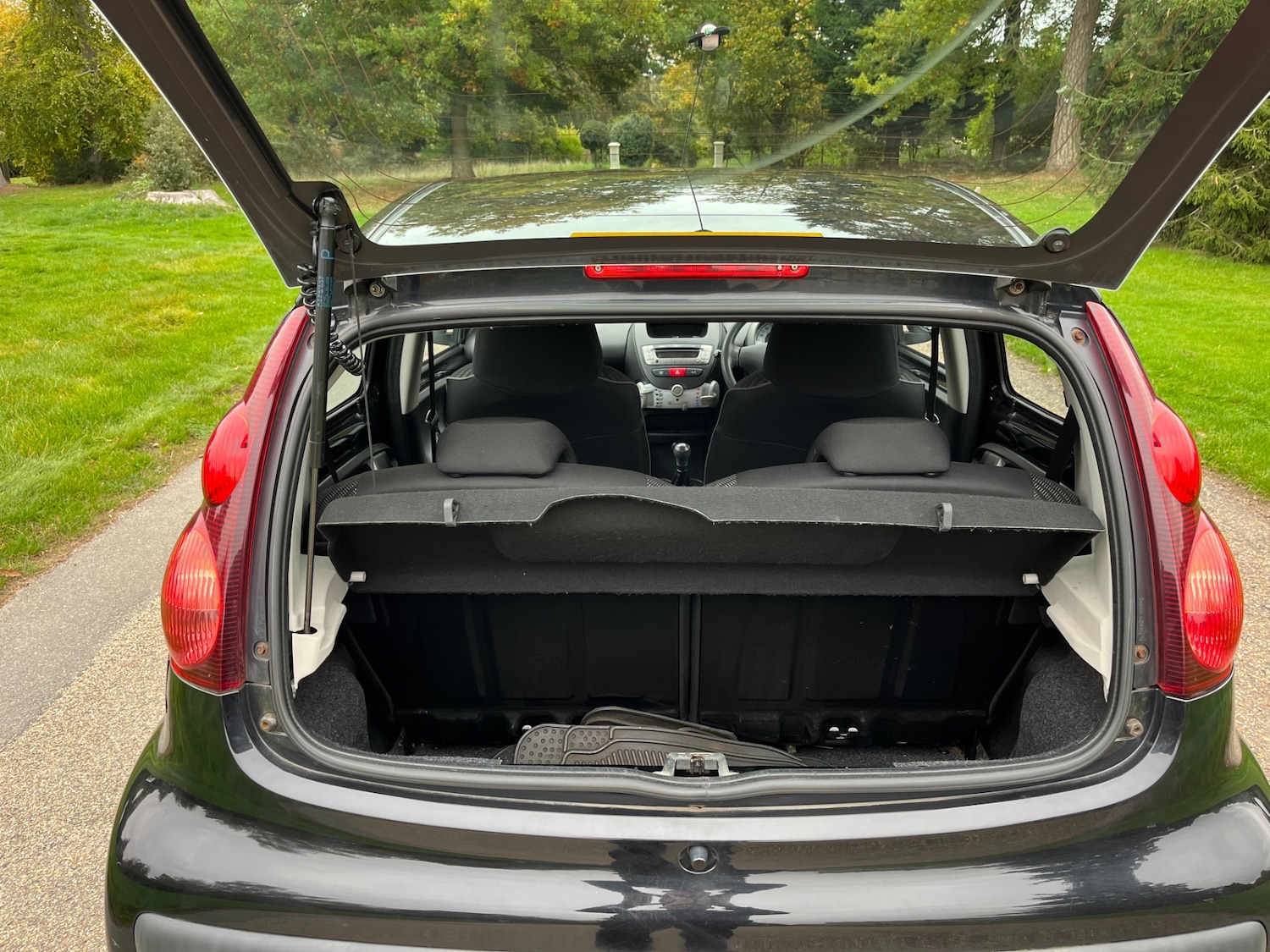 Used Peugeot 107 2013 for sale - 76304457: Photo 12