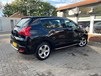 Used Peugeot 3008 2010 for sale - 79394051: Photo