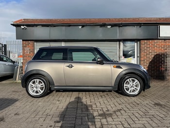Used MINI Hatch 2013 for sale - 77570400: Photo