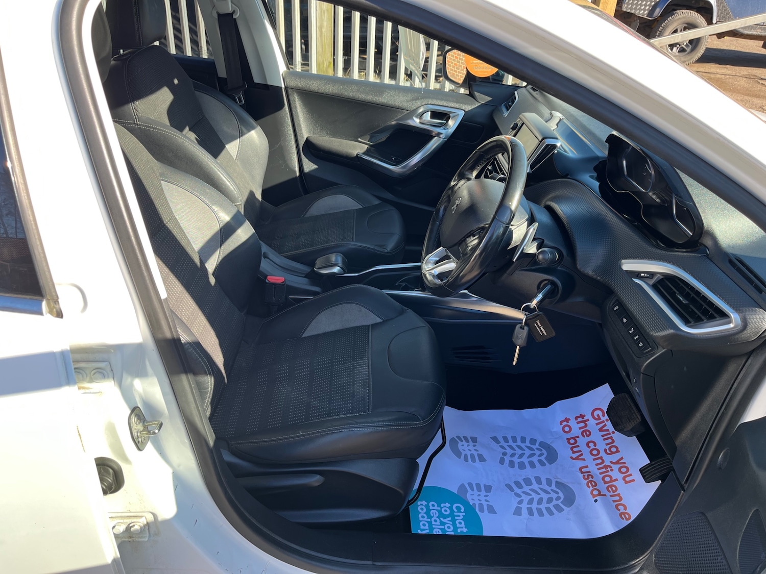 Used Peugeot 2008 2014 for sale - 78131317: Photo 11