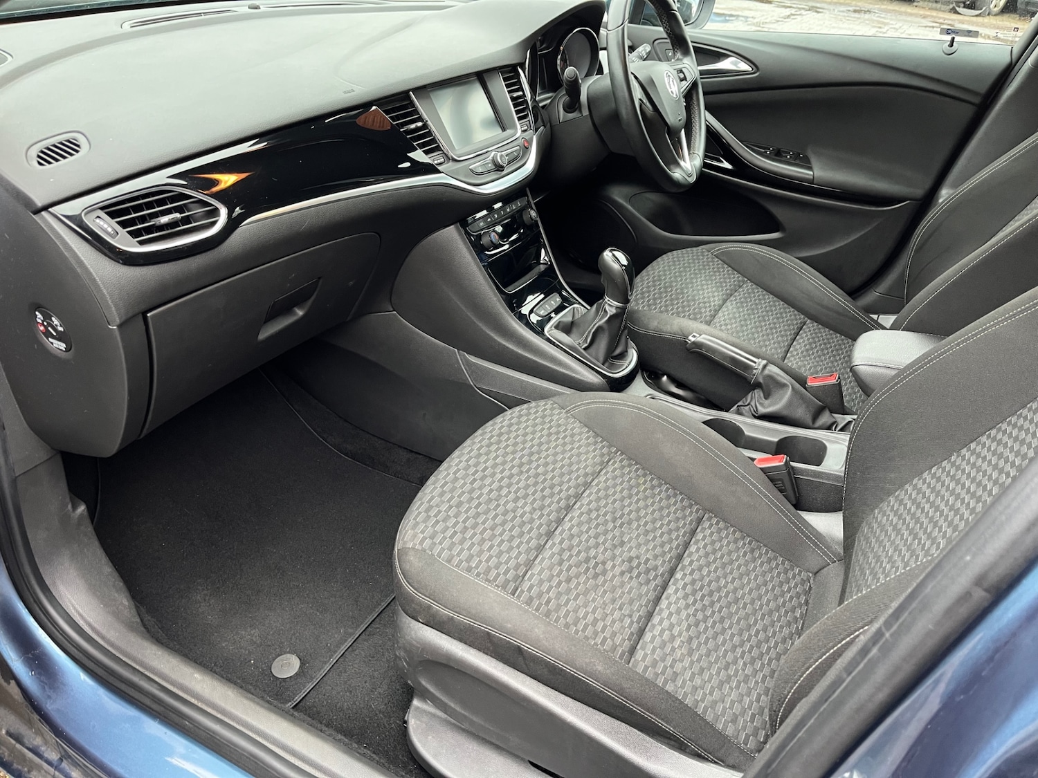 Used Vauxhall Astra 2016 for sale - 77409937: Photo 14