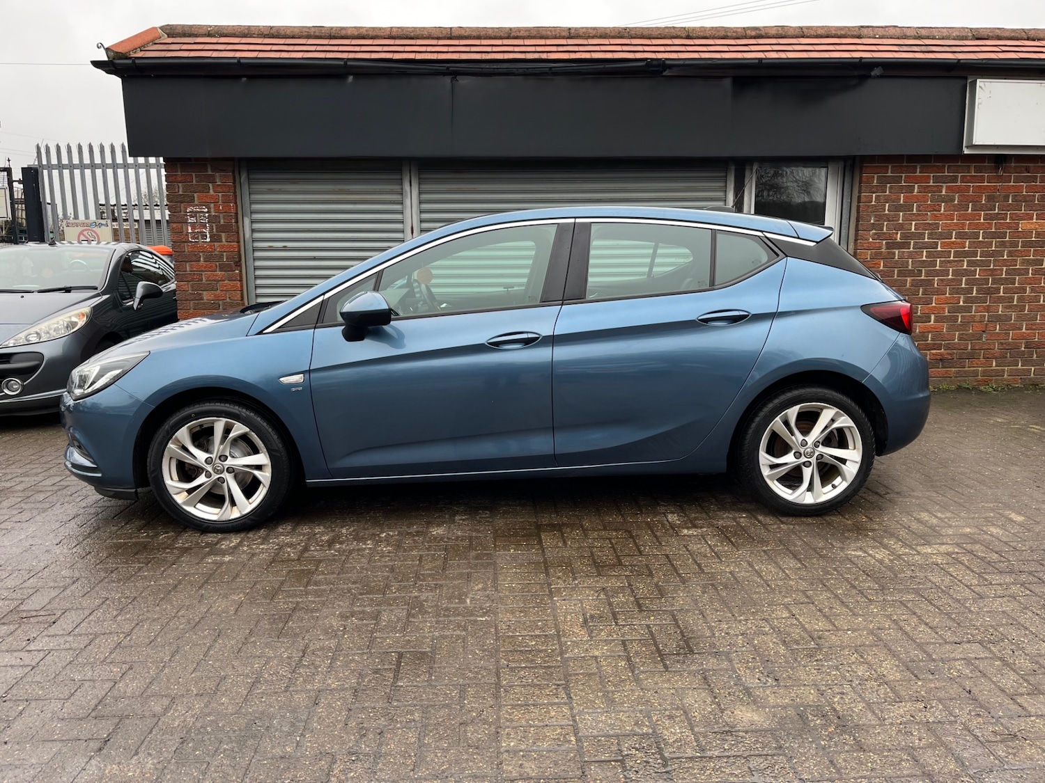 Used Vauxhall Astra 2016 for sale - 77409937: Photo 7