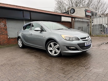 Used Vauxhall Astra 2015 for sale - 77409948: Photo