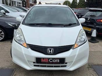 Used Honda Jazz 2015 for sale - 76167262: Photo