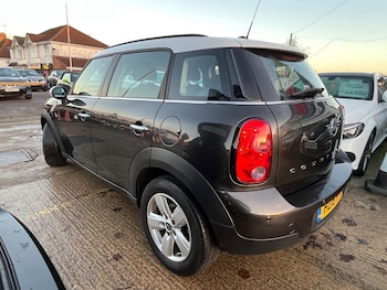 Used MINI Countryman 2016 for sale - 76912986: Photo